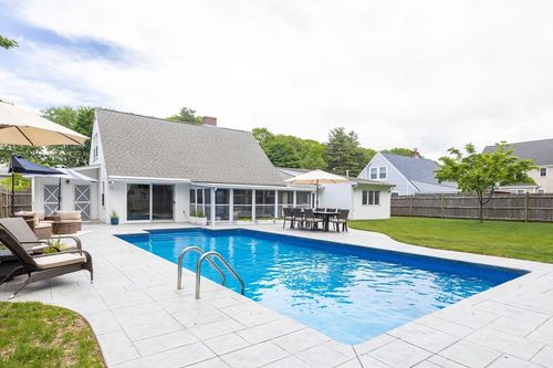 14 Hardwick Rd, Natick, MA, 01760-2407 | Card Image