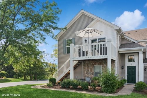 0-33 Johnson Ct, North Aurora, IL, 60542-9135 | Card Image