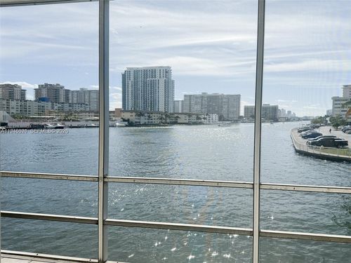 apt-209-2600 Diana Dr, Hallandale Beach, FL, 33009-4809 | Card Image