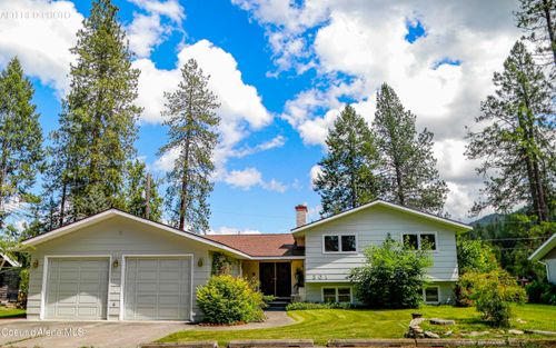 301 Woodland Dr, Pinehurst, ID, 83850-8711 | Card Image
