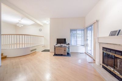 7679 Manitoba St, Townhouse with 2 bedrooms, 2 bathrooms and 2 parking in Vancouver BC | Image 3