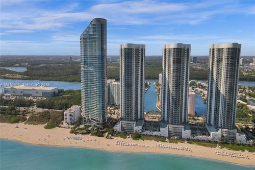 3302-15811 Collins Ave, Sunny Isles Beach, FL, 33160-4881 | Card Image
