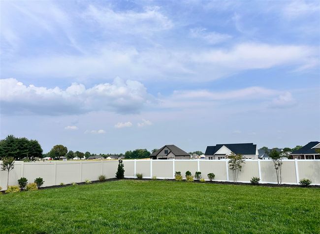 1105 Andover Dr, Home with 4 bedrooms, 2 bathrooms and null parking in Franklin KY | Image 23