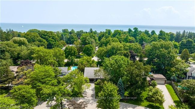 2230 All Saints Cres, House other with 4 bedrooms, 3 bathrooms and 4 parking in Oakville ON | Image 49