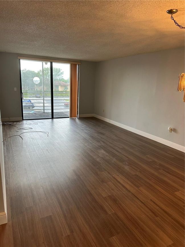 3304 - 1820 Sw 81st Ave, Condo with 2 bedrooms, 2 bathrooms and null parking in North Lauderdale FL | Image 5
