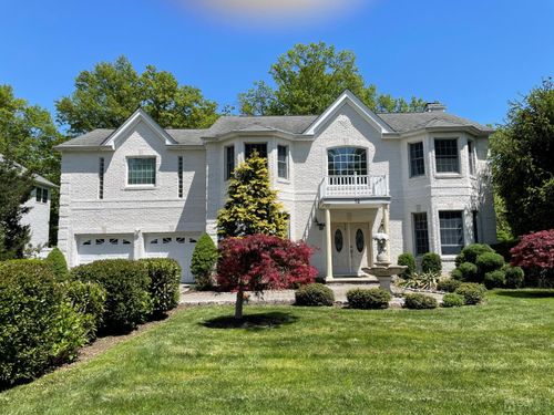 12 Ramsey Rd, Edison, NJ, 08820-2318 | Card Image