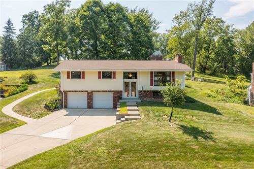 177 E Highland Dr, Canonsburg, PA, 15317-3509 | Card Image