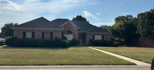 1325 Clarence Dr, Conway, AR, 72034-2009 | Card Image