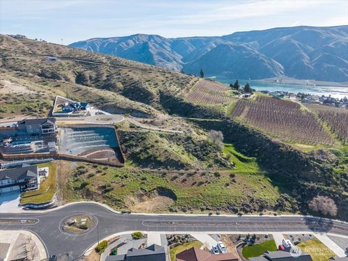 9988 Saska Way, Entiat, WA, 98822-5700 | Card Image