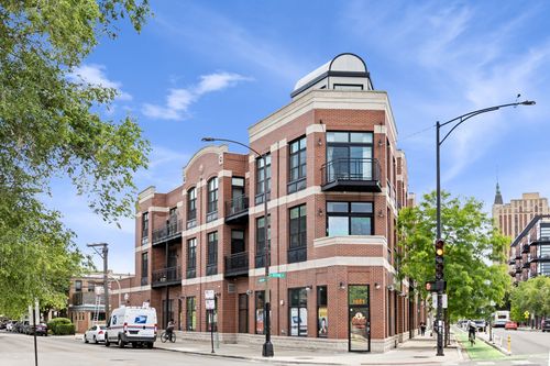 303-2089 W Wabansia Ave, Chicago, IL, 60647-5604 | Card Image