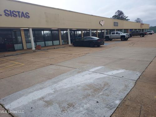 6954 Old Canton Rd, Ridgeland, MS, 39157-1293 | Card Image