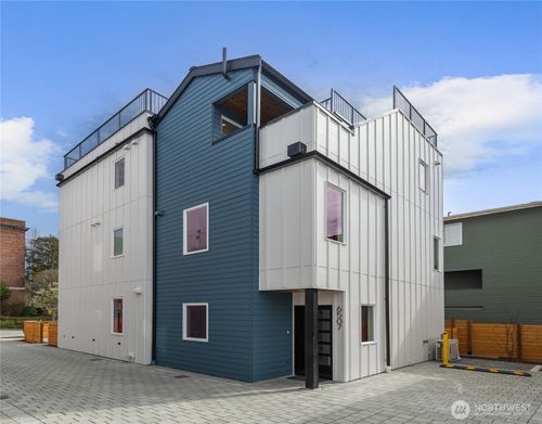 6507 19th Ave Nw, Seattle, WA, 98117-5701 | Card Image