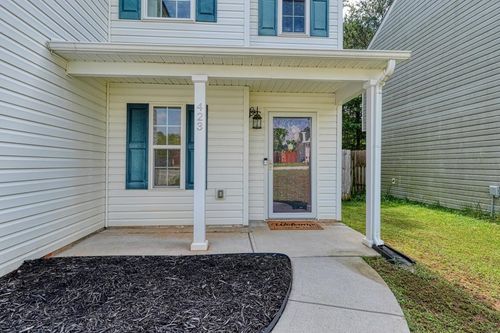 423 Promised Land Dr, Spartanburg, SC, 29306-5702 | Card Image