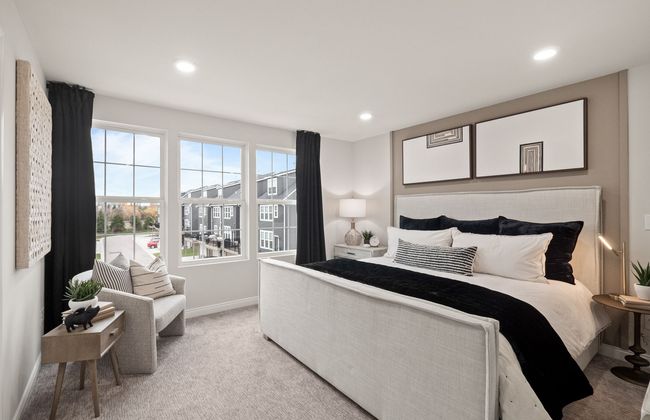 Spacious Owner's Suite | Image 13