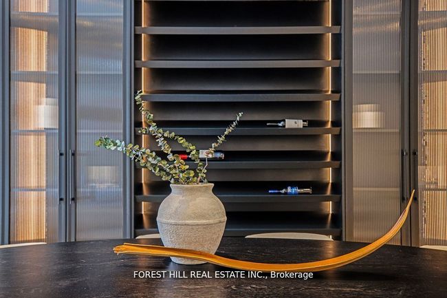 437 Euclid Ave, House attached with 5 bedrooms, 6 bathrooms and null parking in Toronto ON | Image 5