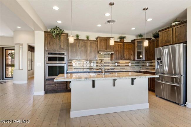 Granite Open Kitchen with Views | Image 10