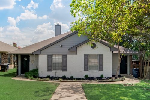 4919 Geddes Ave, Fort Worth, TX, 76107-6163 | Card Image