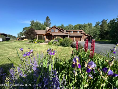 850 W 10000 N, Tetonia, ID, 83452-5517 | Card Image