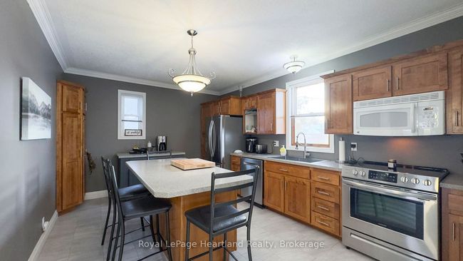 150 Palmerston St, House other with 4 bedrooms, 2 bathrooms and 4 parking in Goderich ON | Image 5