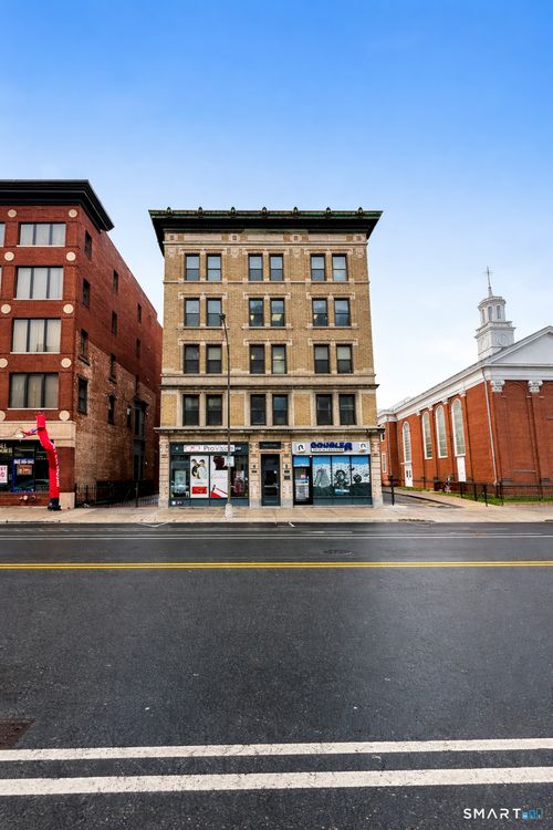 1n-253 Main St, Hartford, CT, 06106-1818 | Card Image