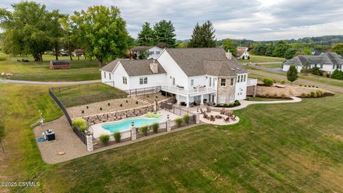 568 Beilys Rd, Bloomsburg, PA, 17815-7712 | Card Image