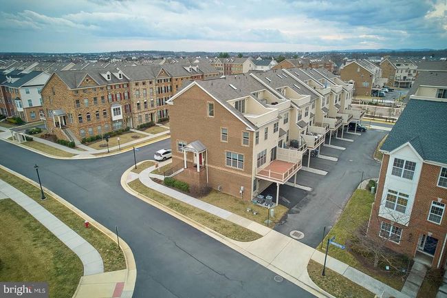 22505 Cambridgeport Sq, Townhouse with 4 bedrooms, 4 bathrooms and null parking in ASHBURN VA | Image 45