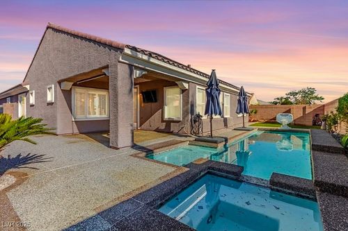 7301 Royal Melbourne Dr, Las Vegas, NV, 89131-1746 | Card Image