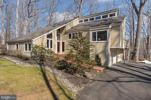 12500 Paradise Spring Rd, CLIFTON, VA, 20124-1625 | Card Image