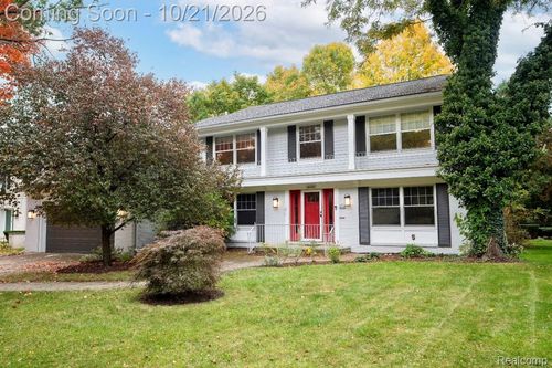 2103 Lancer Dr, Troy, MI, 48084-1307 | Card Image
