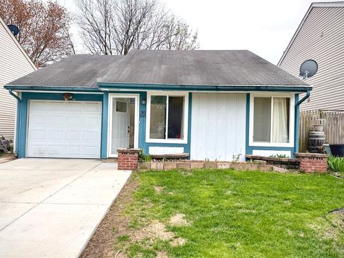 30w105 Maplewood Dr, Warrenville, IL, 60555-1341 | Card Image