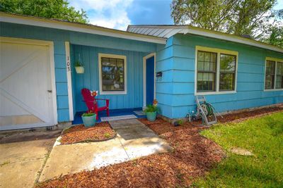 103 Laurel Street, House other with 3 bedrooms, 1 bathrooms and null parking in Lake Jackson TX | Image 2