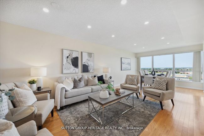 1206 - 712 Rossland Rd E, Condo with 2 bedrooms, 2 bathrooms and null parking in Whitby ON | Image 10