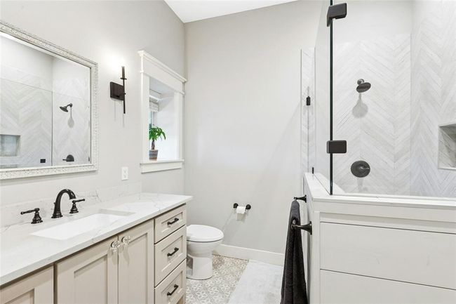 658 Fordtran Rd, Home with 6 bedrooms, 11 bathrooms and 6 parking in New Ulm TX | Image 43