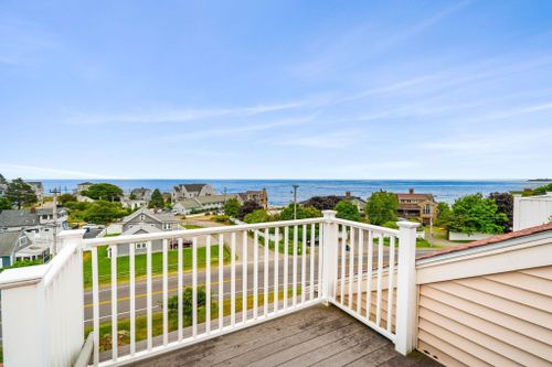 14-975 Ocean Boulevard, Hampton, NH, 03842 | Card Image