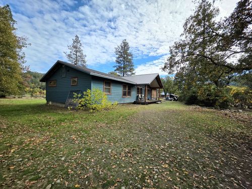 230 Corral Bottom Rd, Hyampom, CA, 96046-1116 | Card Image