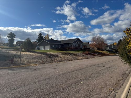 303 21st Ave W, Polson, MT, 59860-4044 | Card Image