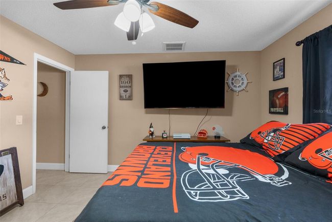7489 Gates Cir, House other with 3 bedrooms, 2 bathrooms and null parking in SPRING HILL FL | Image 10