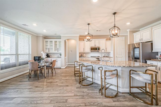 9507 Carson Ln, House other with 5 bedrooms, 3 bathrooms and 2 parking in Iowa Colony TX | Image 13