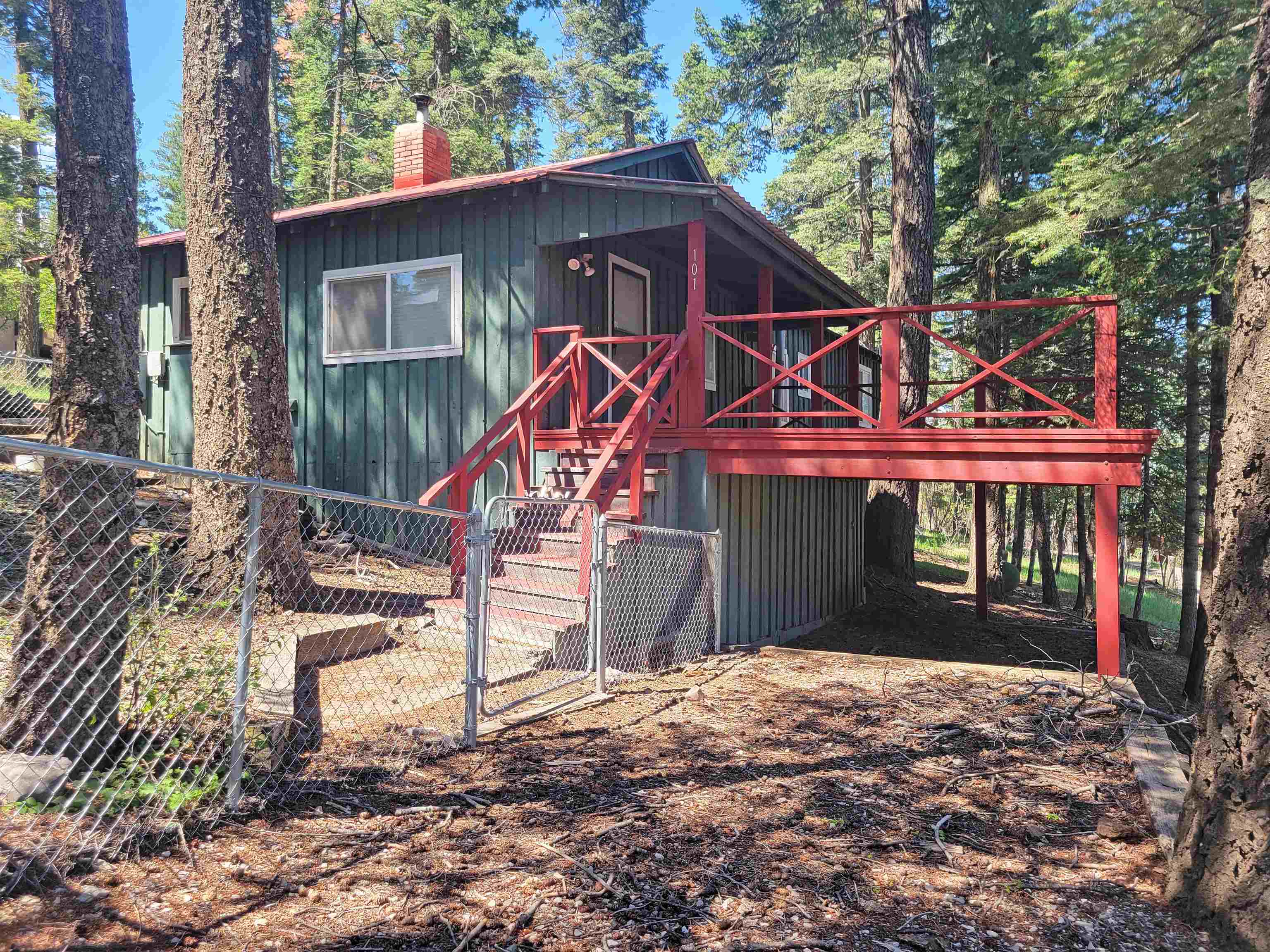Residential in Cloudcroft