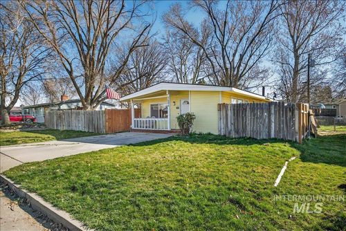 1604 N Plateau Ave, Caldwell, ID, 83605-2229 | Card Image