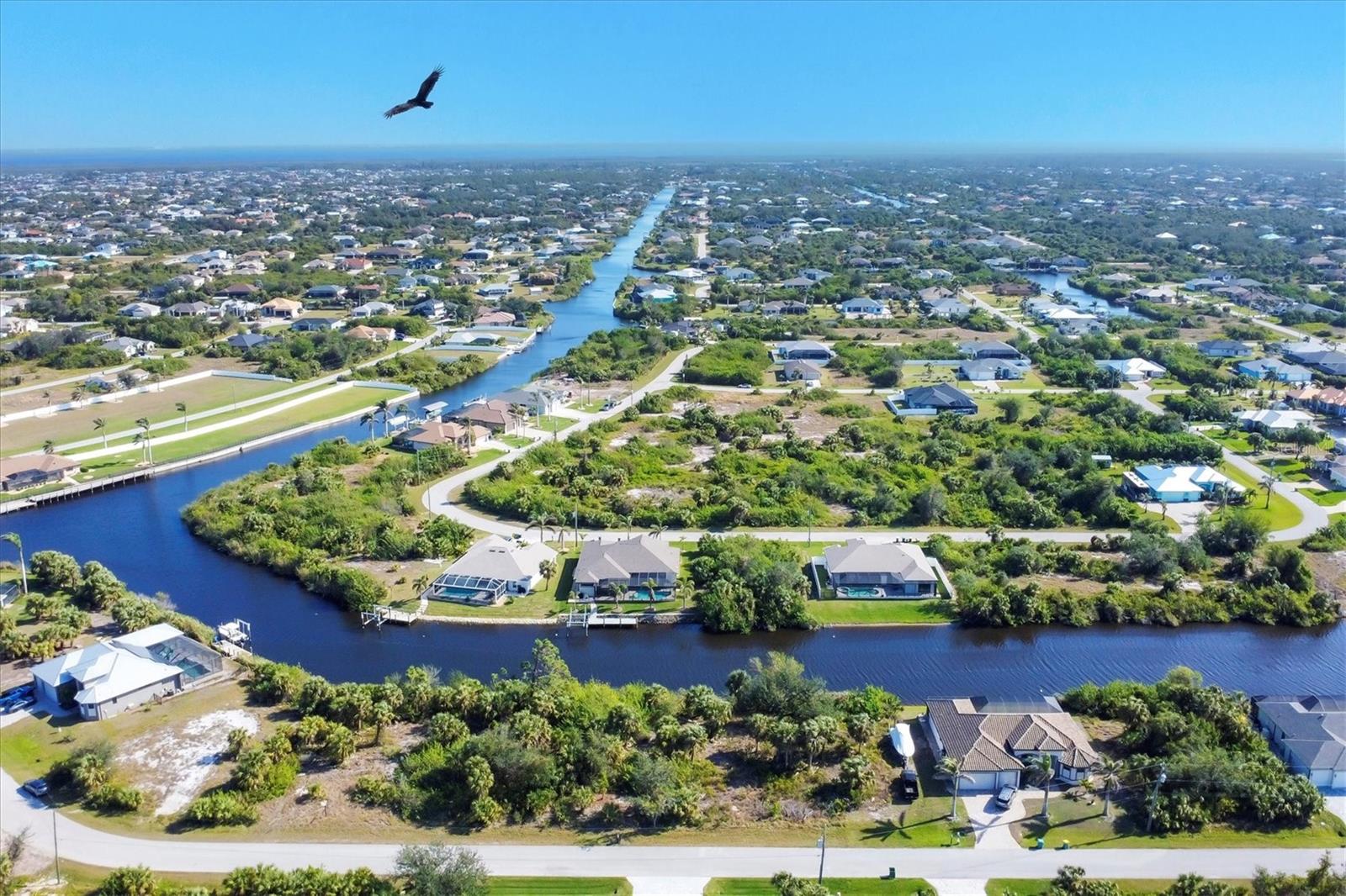 Land in PORT CHARLOTTE 3