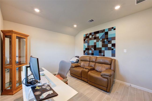 12917 S Winding Pines Dr, House other with 3 bedrooms, 2 bathrooms and 2 parking in Tomball TX | Image 6
