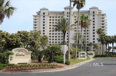 C905 - 527 Beach Club Trail, Condo with 2 bedrooms, 2 bathrooms and null parking in Gulf Shores AL | Image 1