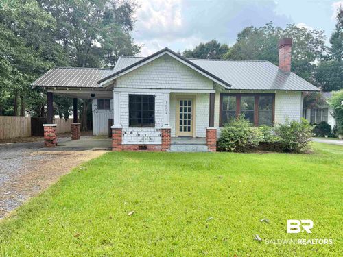 1004 S Pensacola Ave, Atmore, AL, 36502-3645 | Card Image
