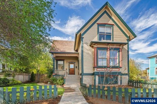 725 6th Ave Sw, Albany, OR, 97321-2313 | Card Image