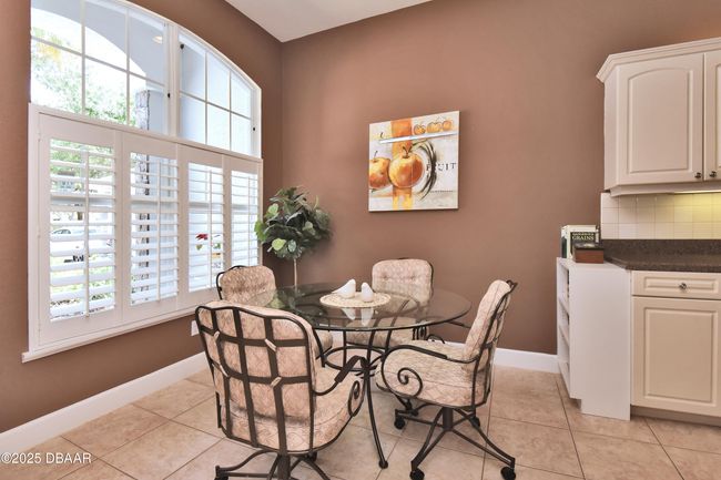 Dining nook | Image 8