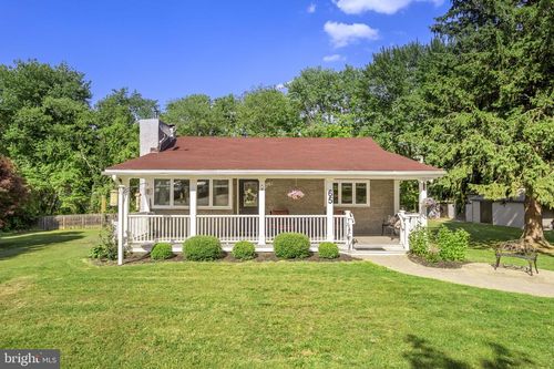 65 Brandywine St, Chadds Ford, PA, 19317-9053 | Card Image