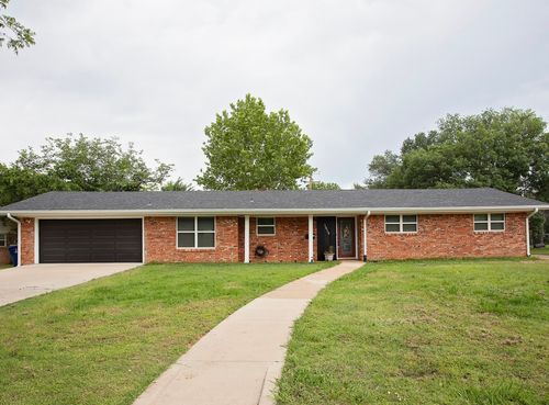 1413 Oak Hills Dr, Graham, TX, 76450-4906 | Card Image