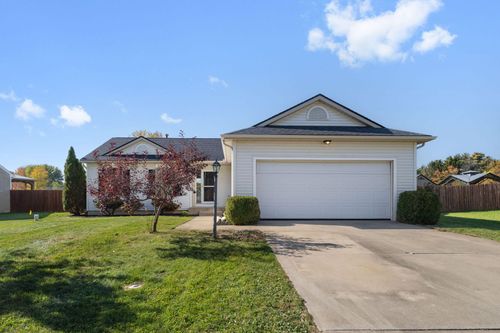 69682 Fox Crossing, Ontwa Township, MI, 49112 | Card Image