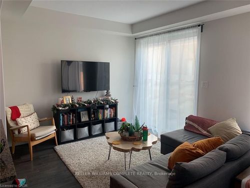 13 Pelican Lane, Hamilton, ON, L8K0A4 | Card Image